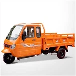 Uzavřená kabinová tříkolka 200CC 250CC